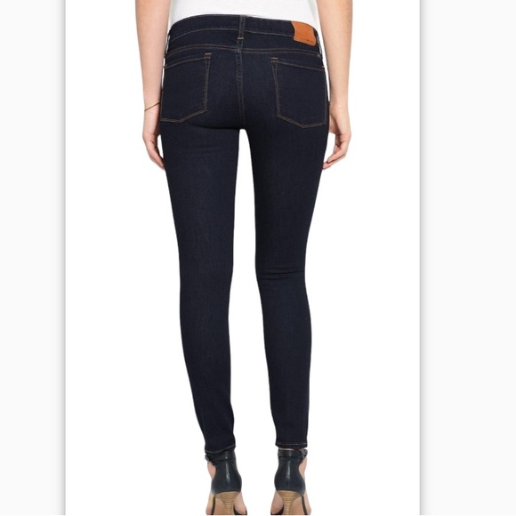 LUCKY BRAND Dark Wash Skinny Jeans - Size 26 - Picture 2 of 11